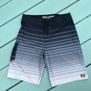Billabong board short